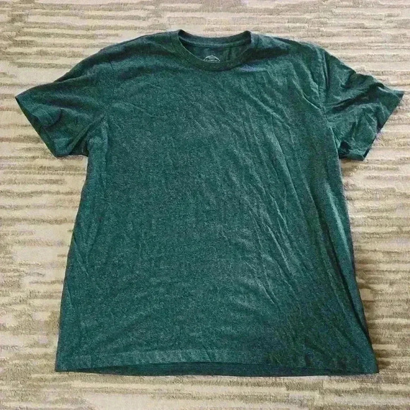 Green Tee - Picture 2 of 6